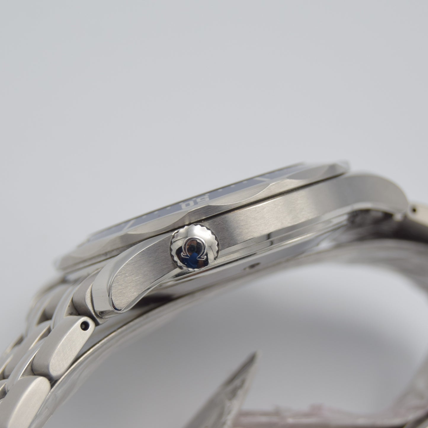 Omega Seamaster Professional 300m Automatic Bond Watch 41mm 2531.80.00 Box & Papers