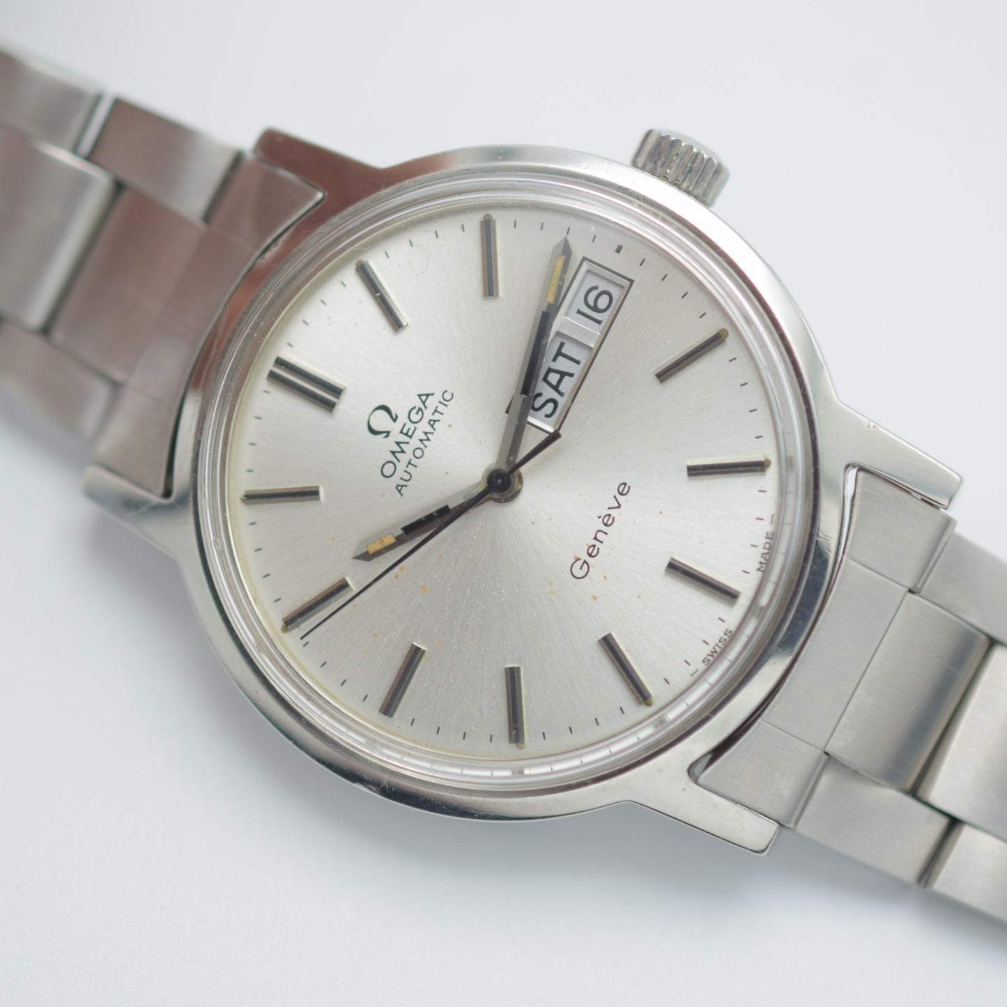 Omega Geneve 35mm SS Silver Dial 166.0117 Day Date Automatic cal 1022