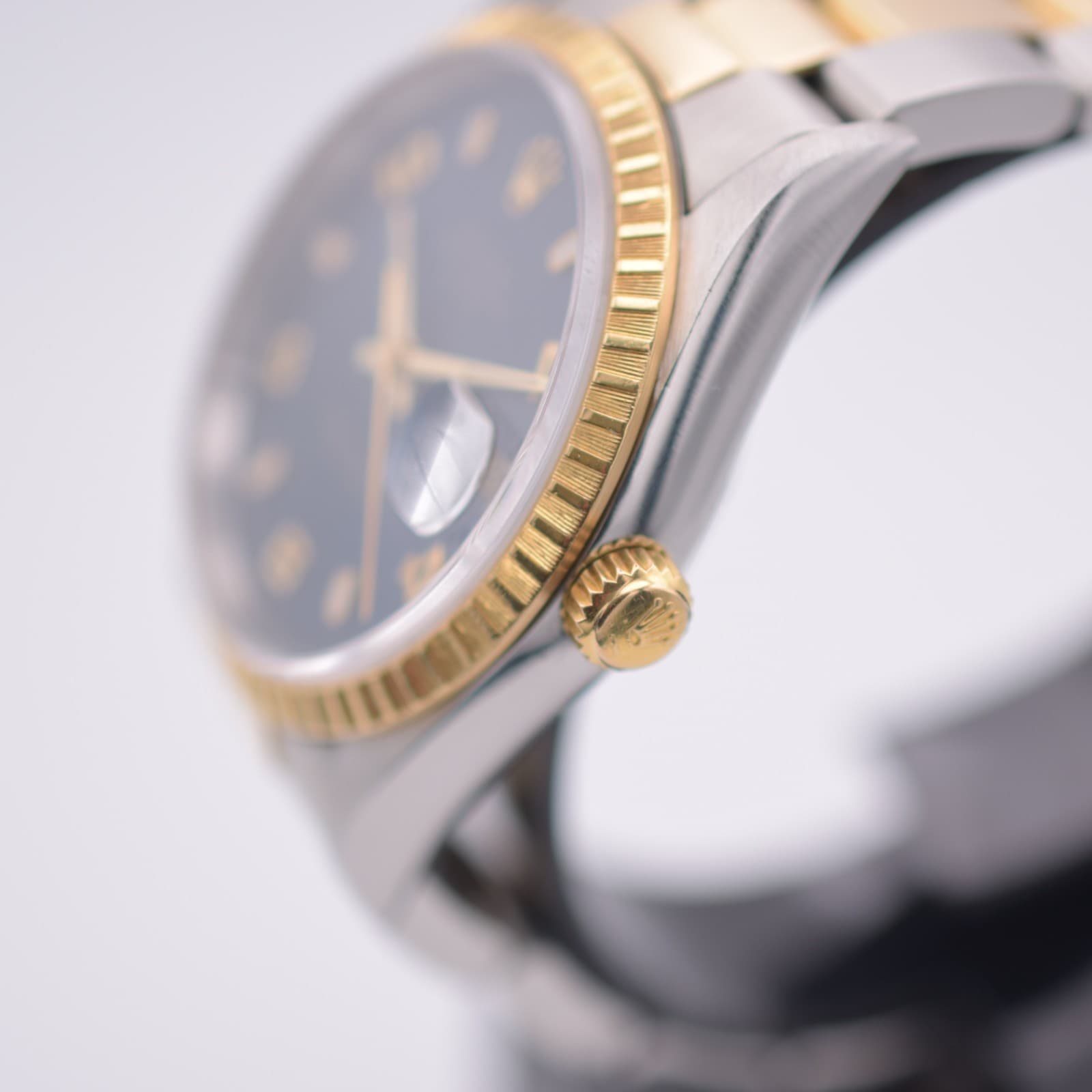 Rolex Date 15233 Blue Arabic Dial Two Tone Steel Gold 34mm Watch 2002