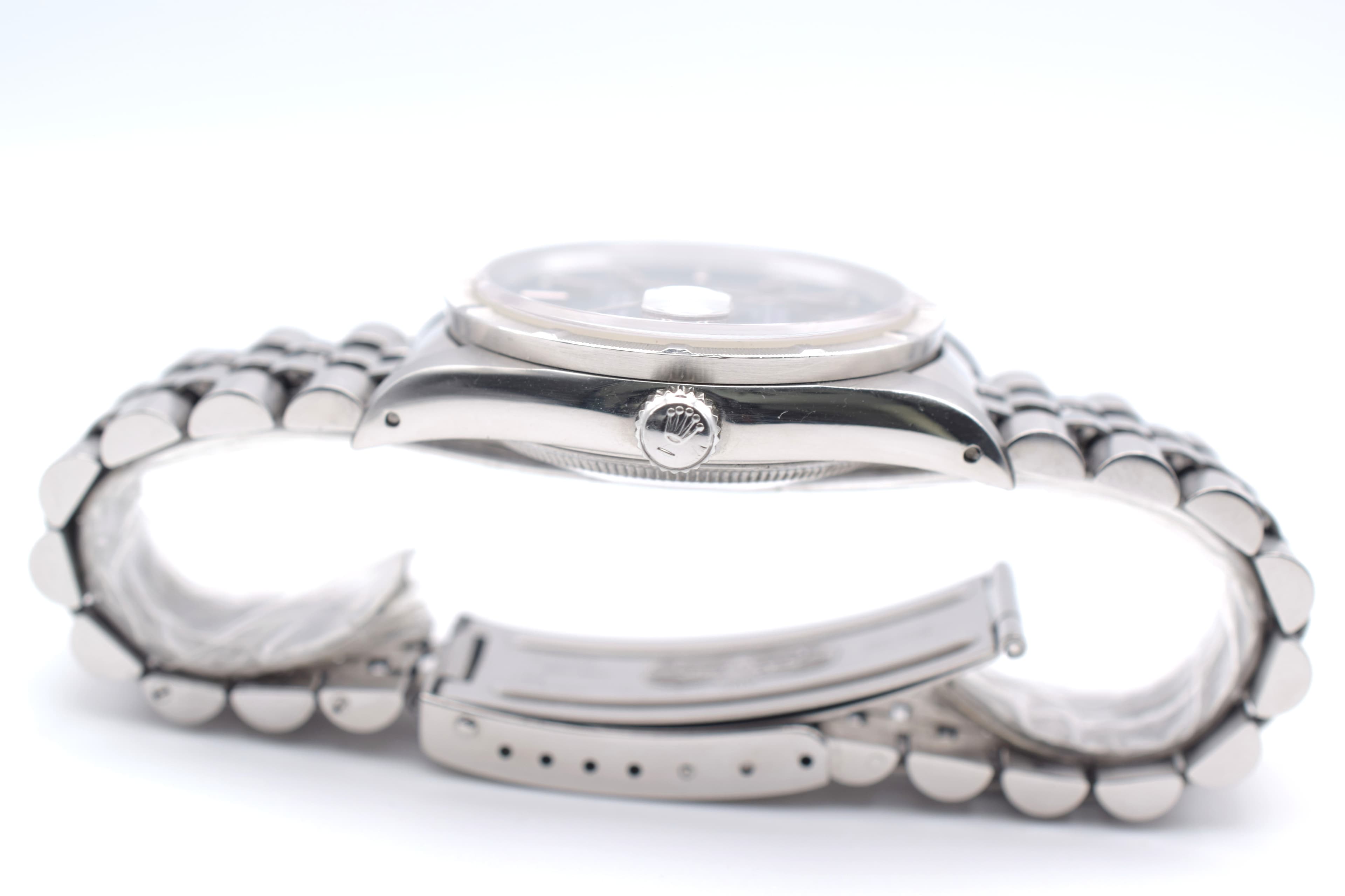 Rolex Date 15210 photo 8