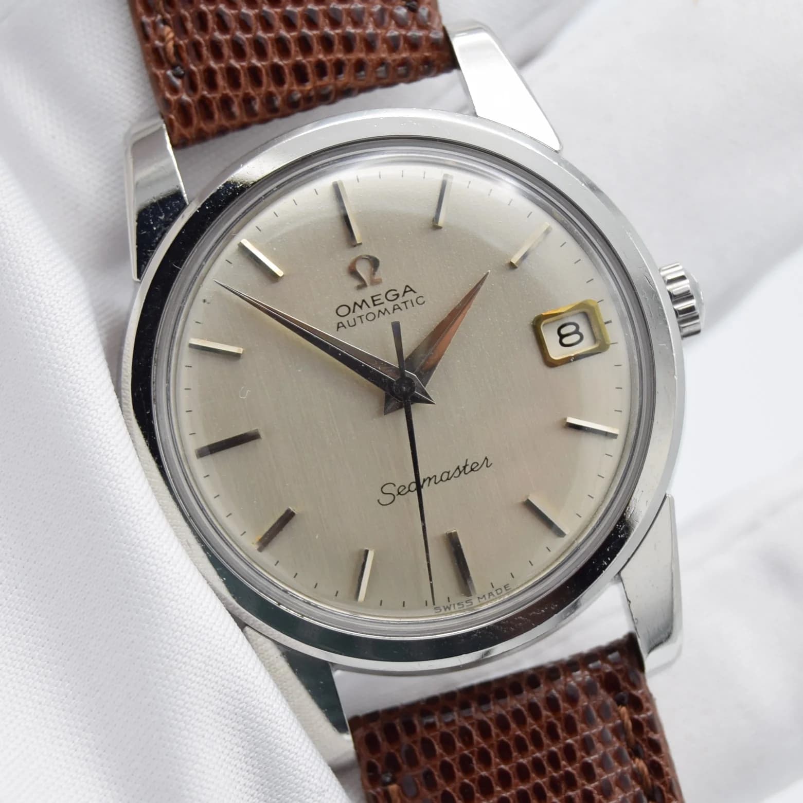 Omega 14762.SC — front view