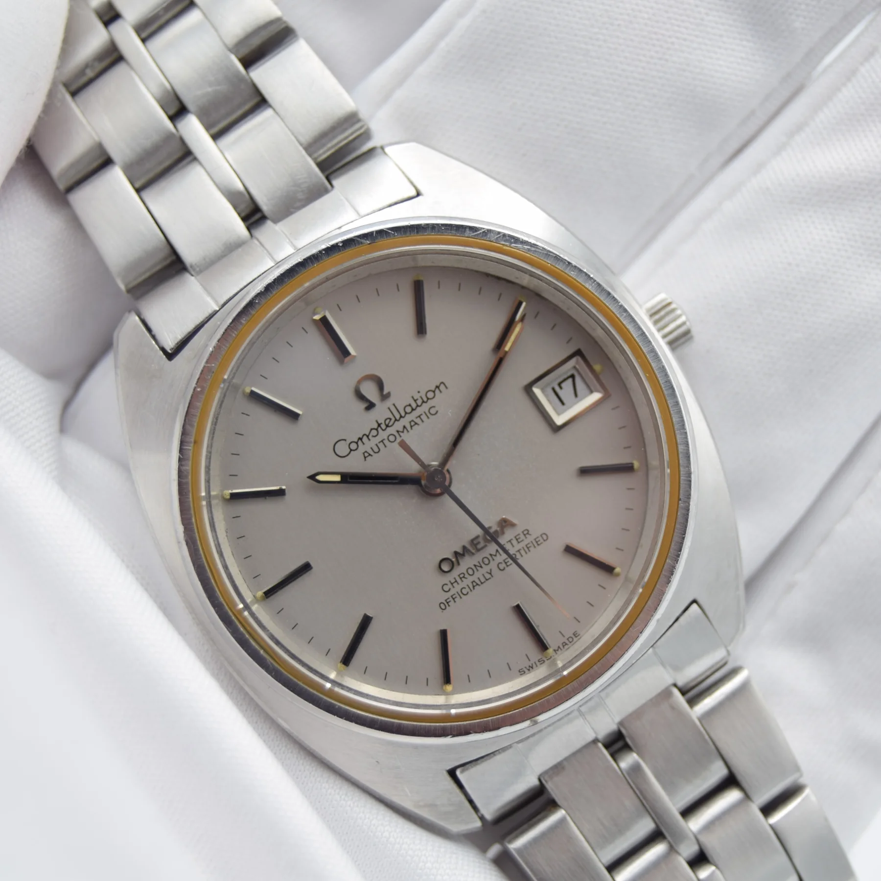 Omega Constellation 168.0056 — front view