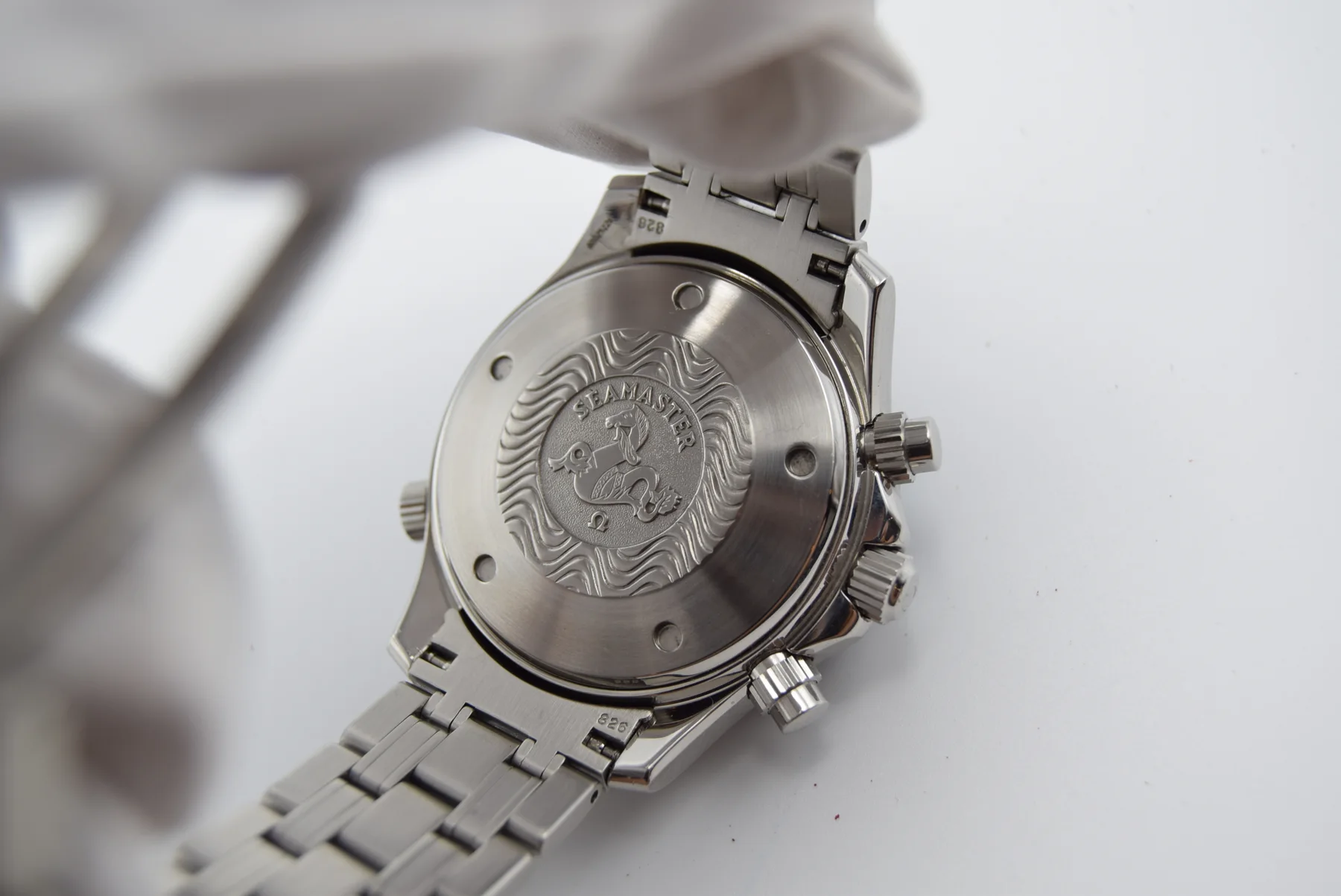 Omega Seamaster 300 m — gallery view 3