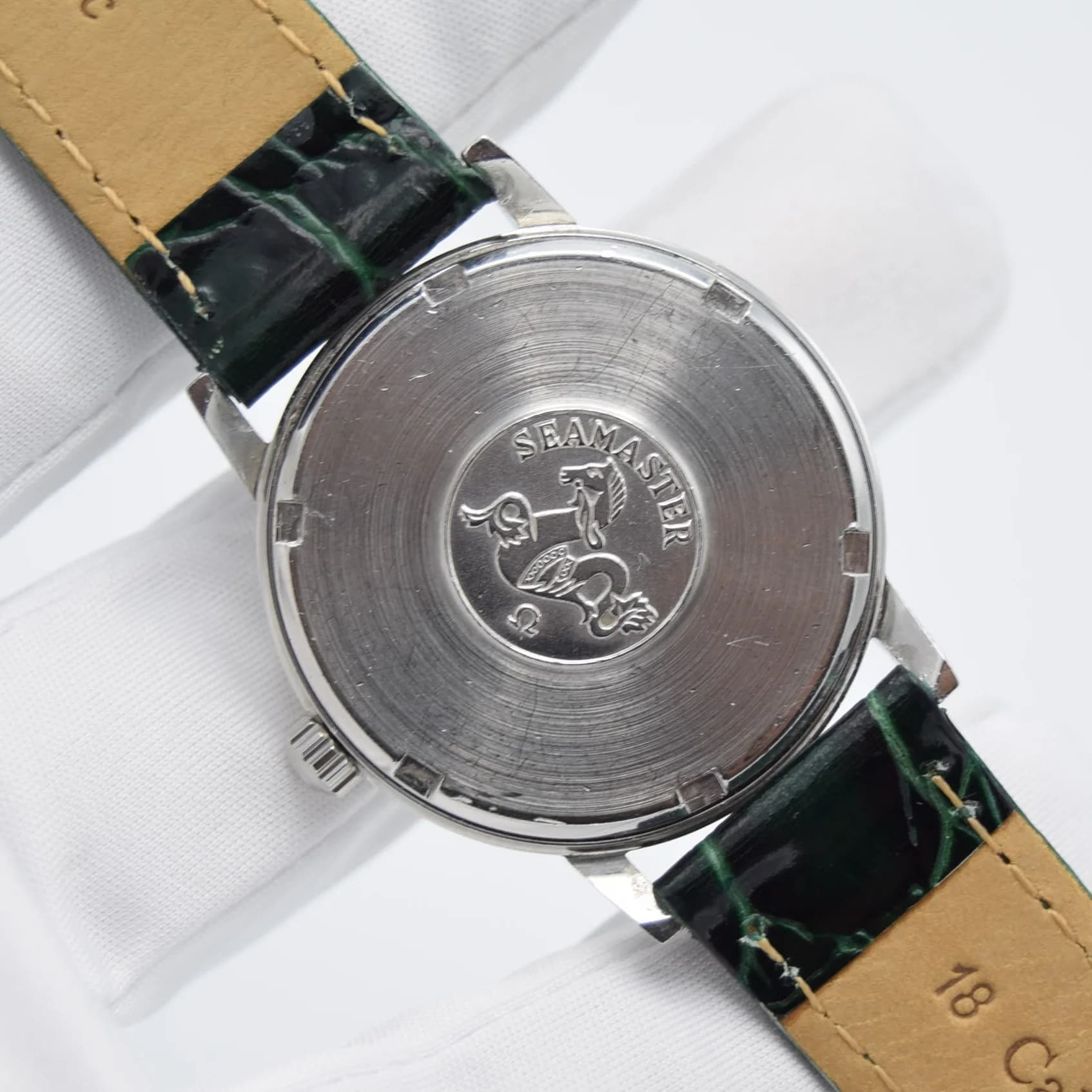 Omega Seamaster 600 — gallery view 2