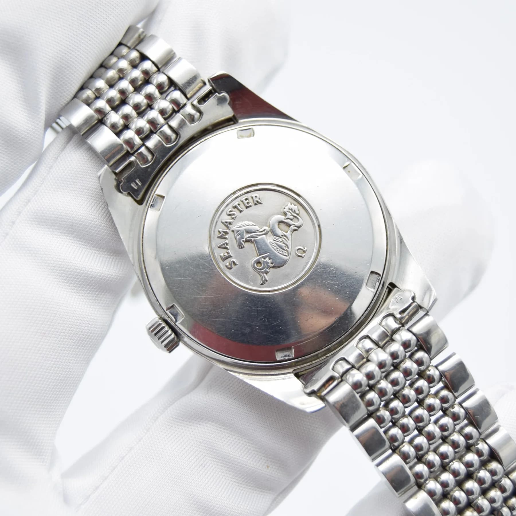 Omega Seamaster Chronometer — gallery view 2