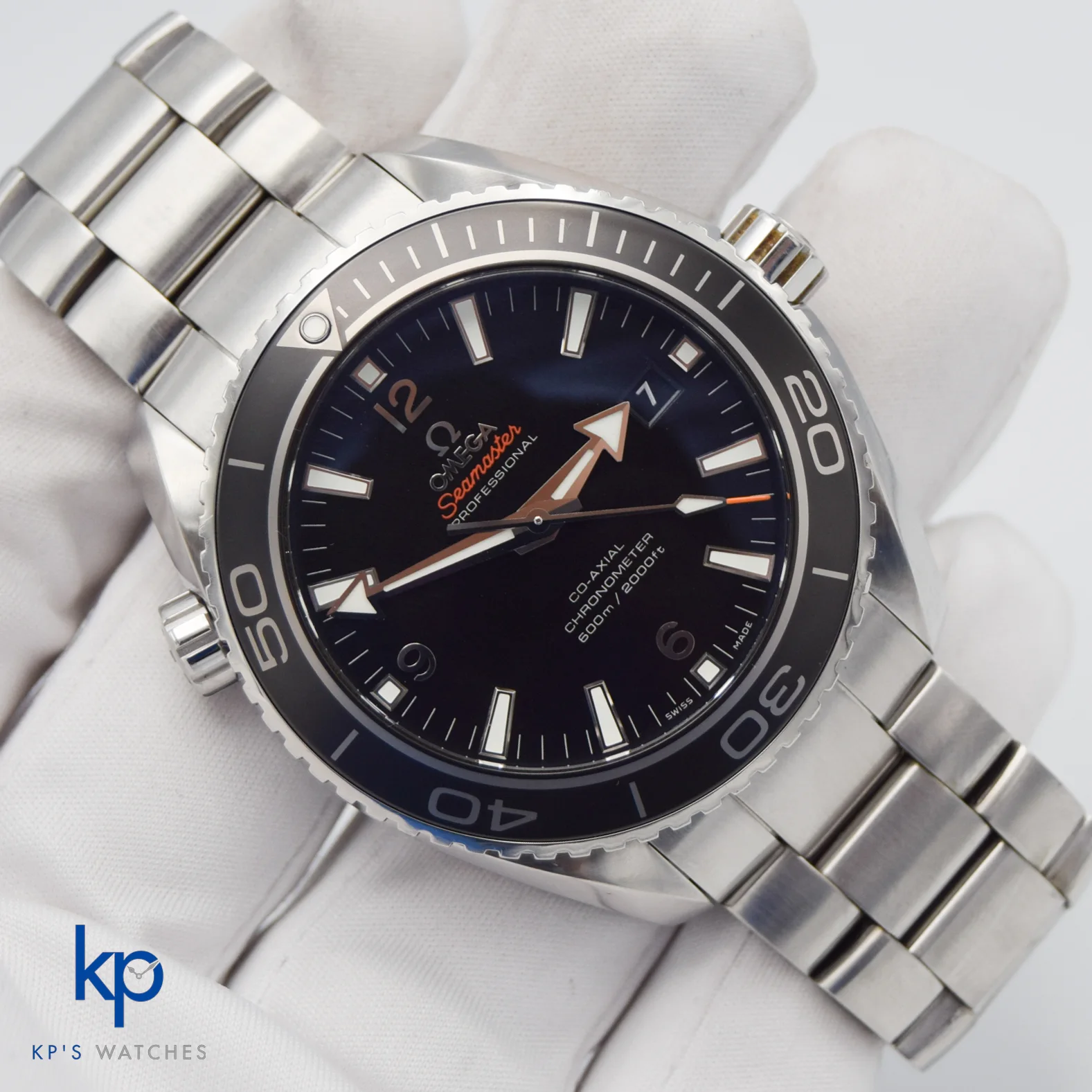 Omega Seamaster Planet Oean — front view