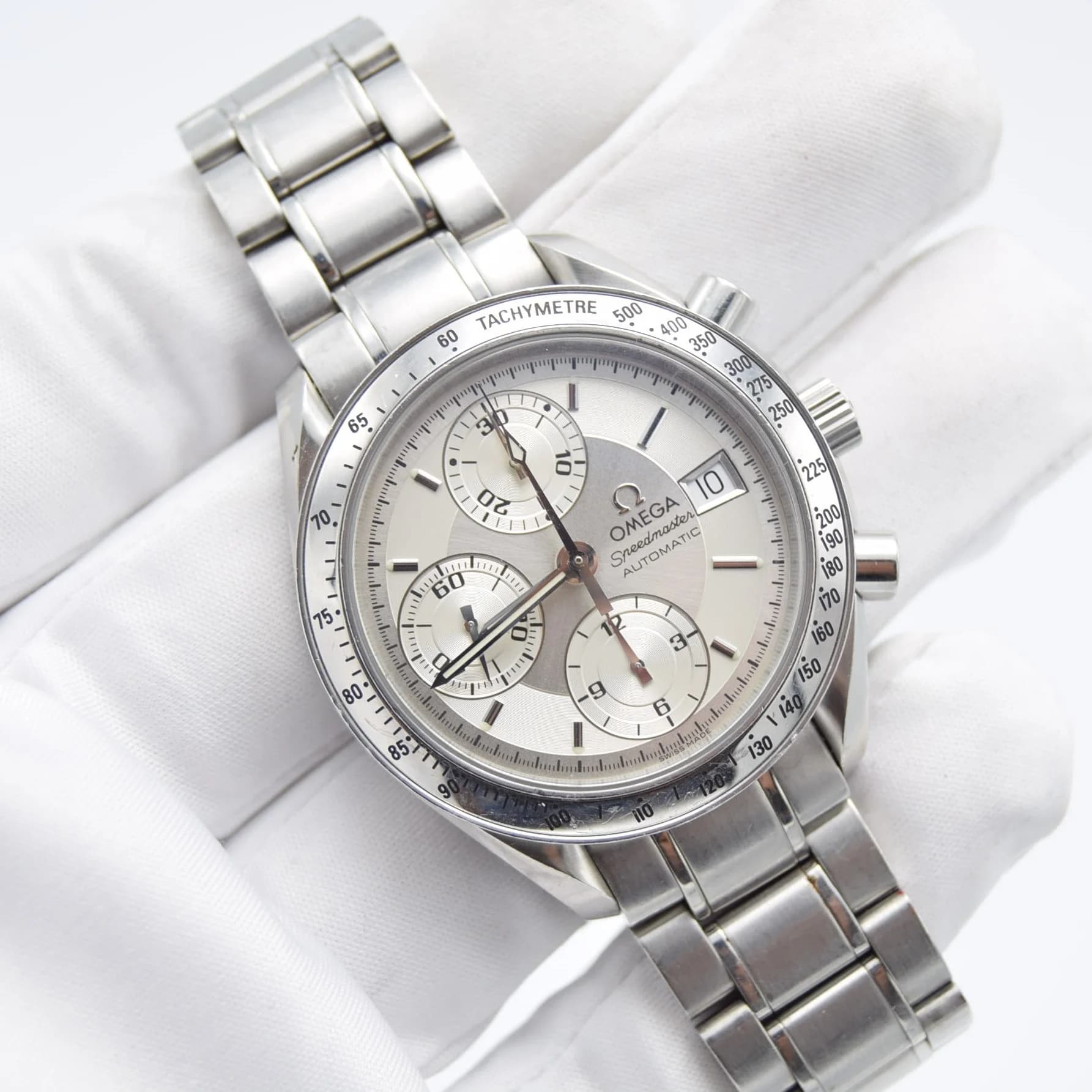 Omega Speedmaster 3513.30 — front view