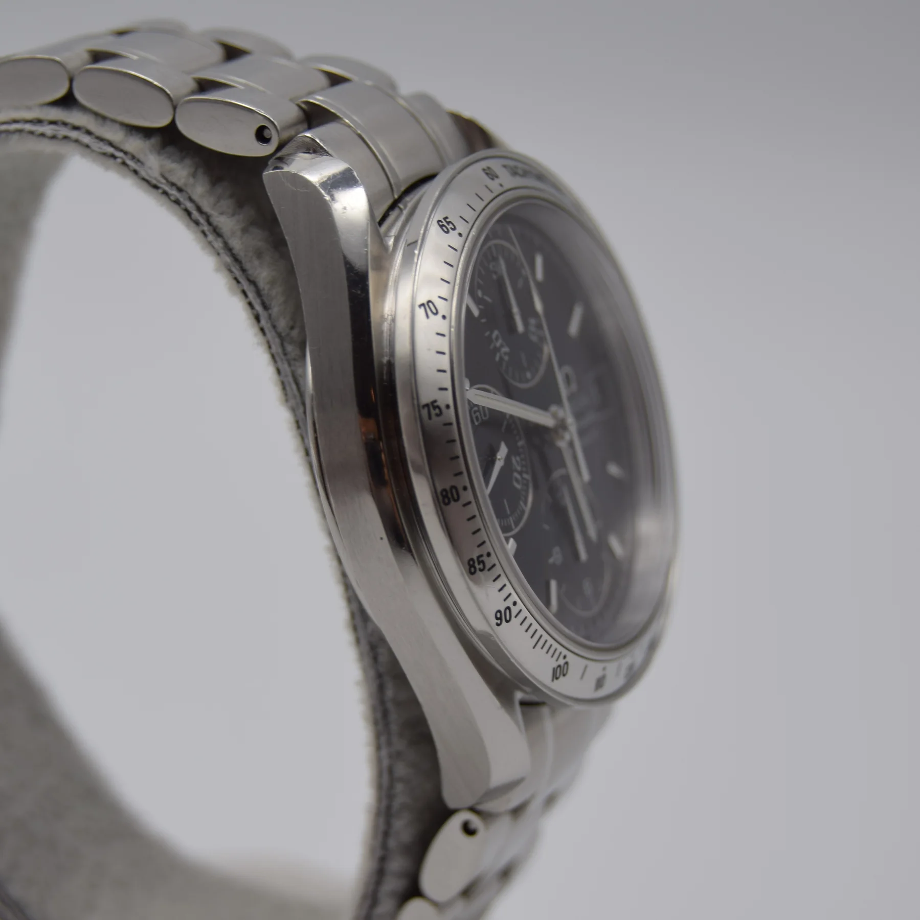 Omega Speedmaster 3513.50 — three-quarter view