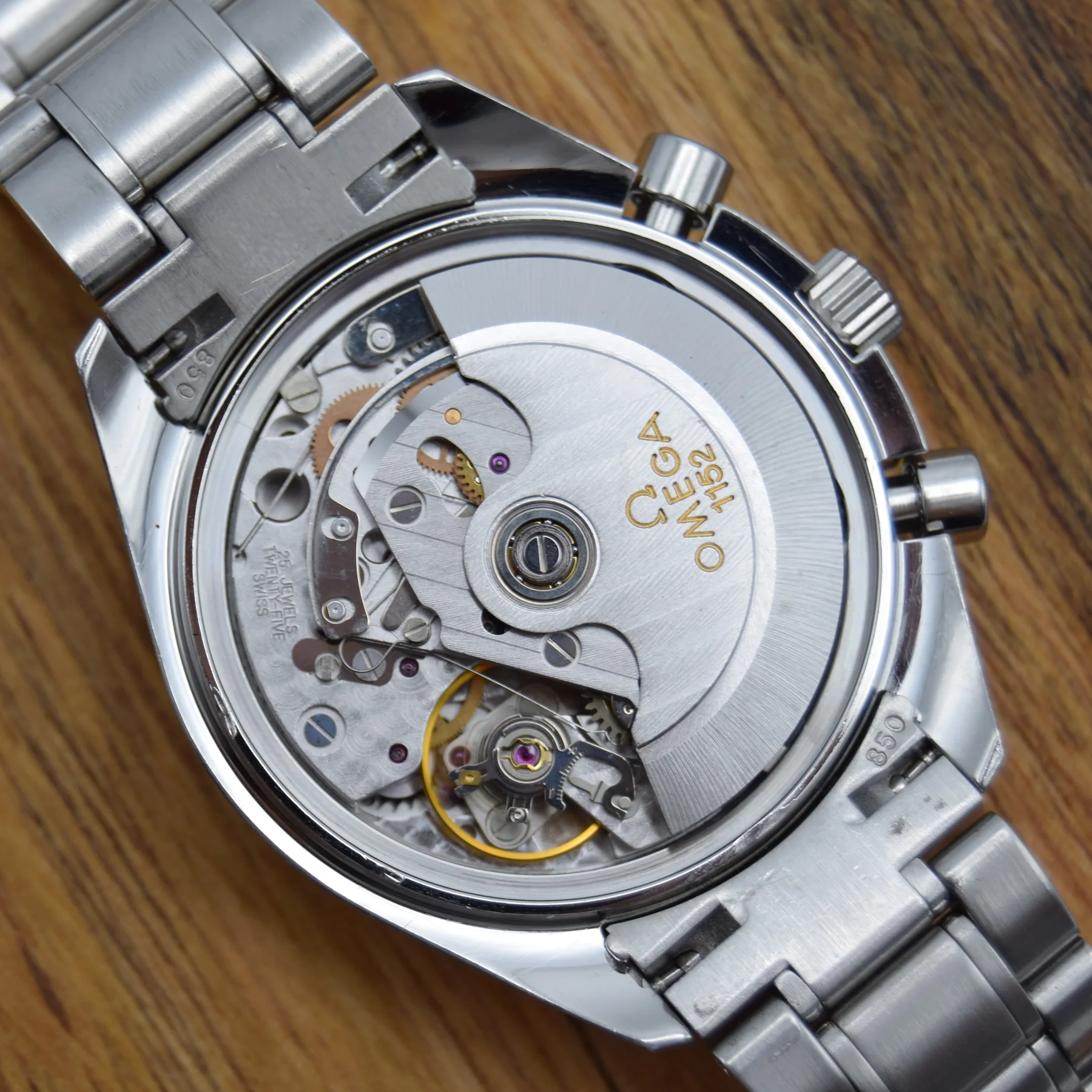 Omega Speedmaster 3513.50 — movement