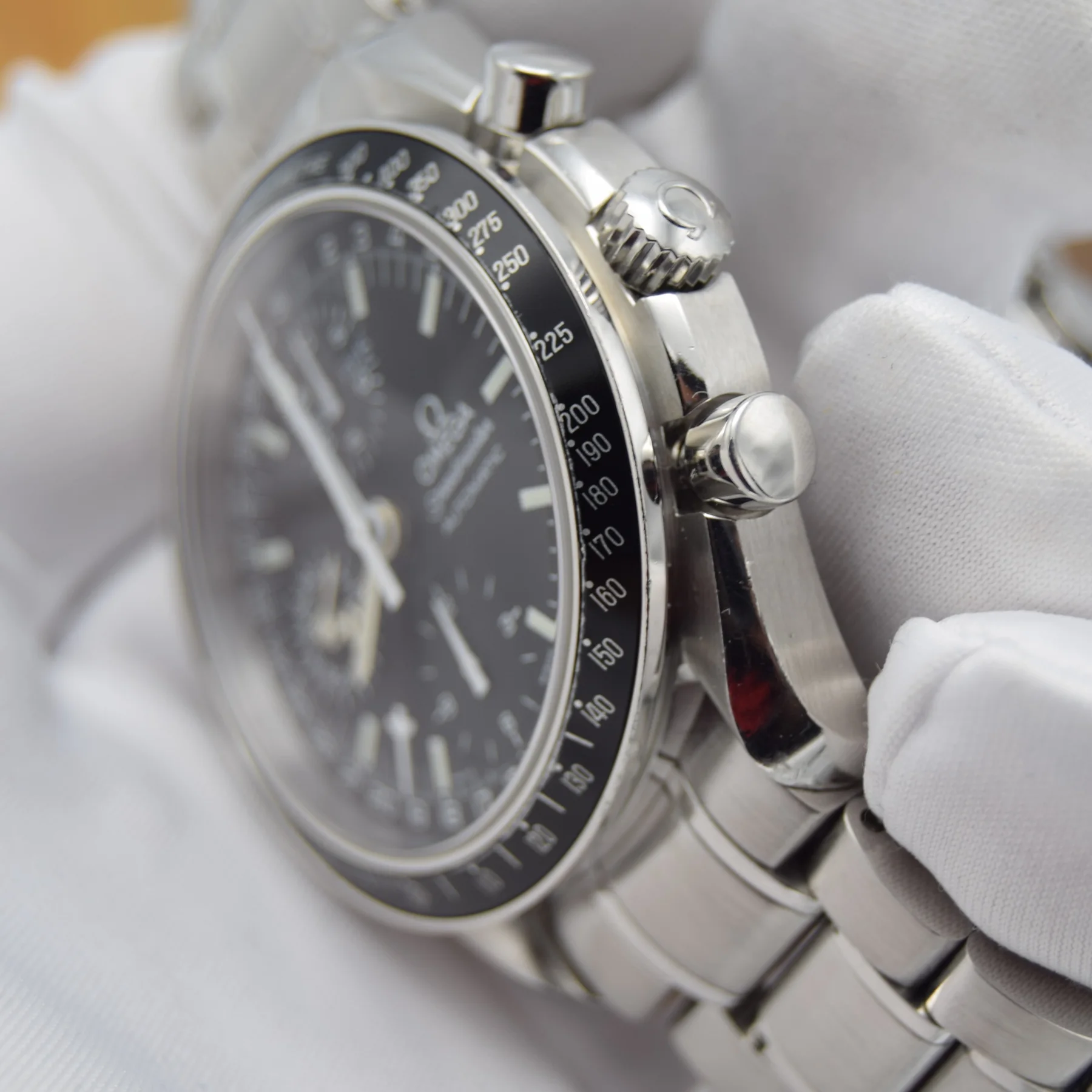 Omega Speedmaster mk40 Tiple calendar 3520.50 — gallery view 3