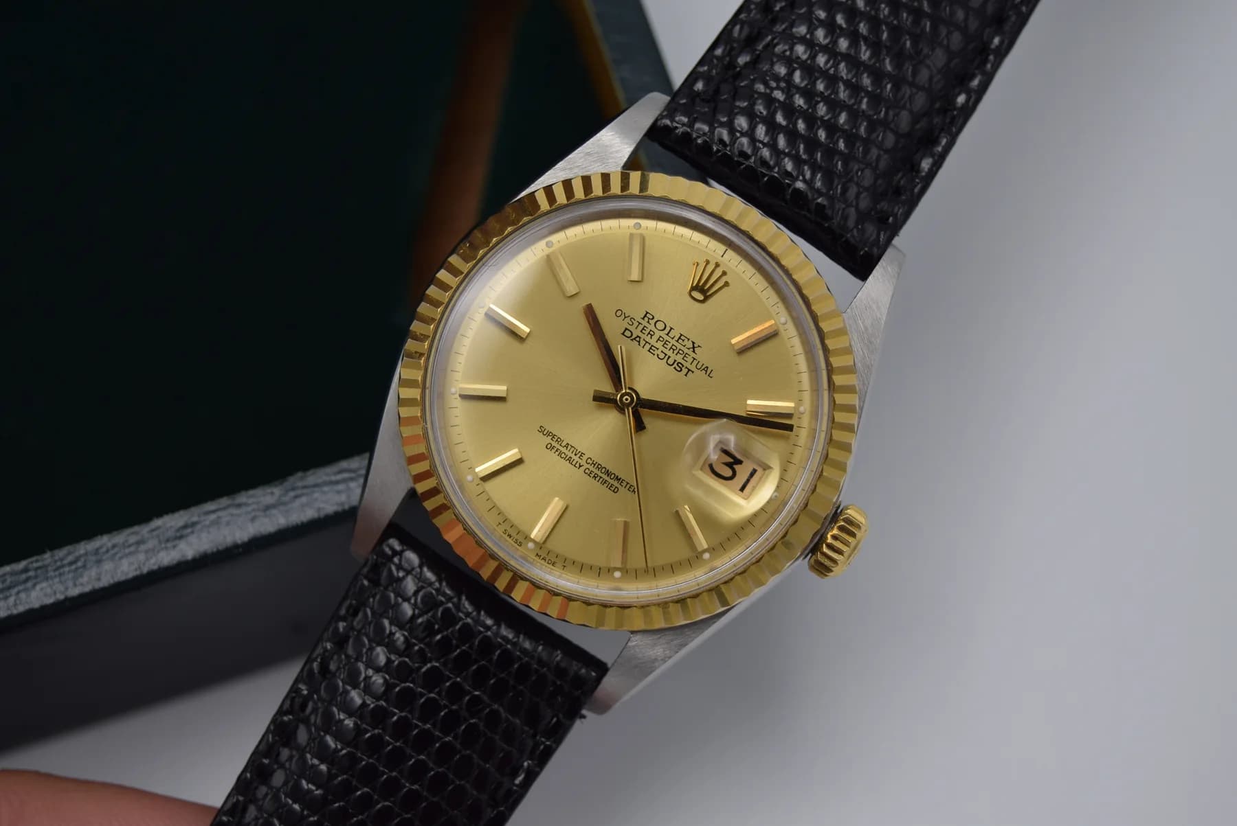 Rolex datejust Two Tone — front view