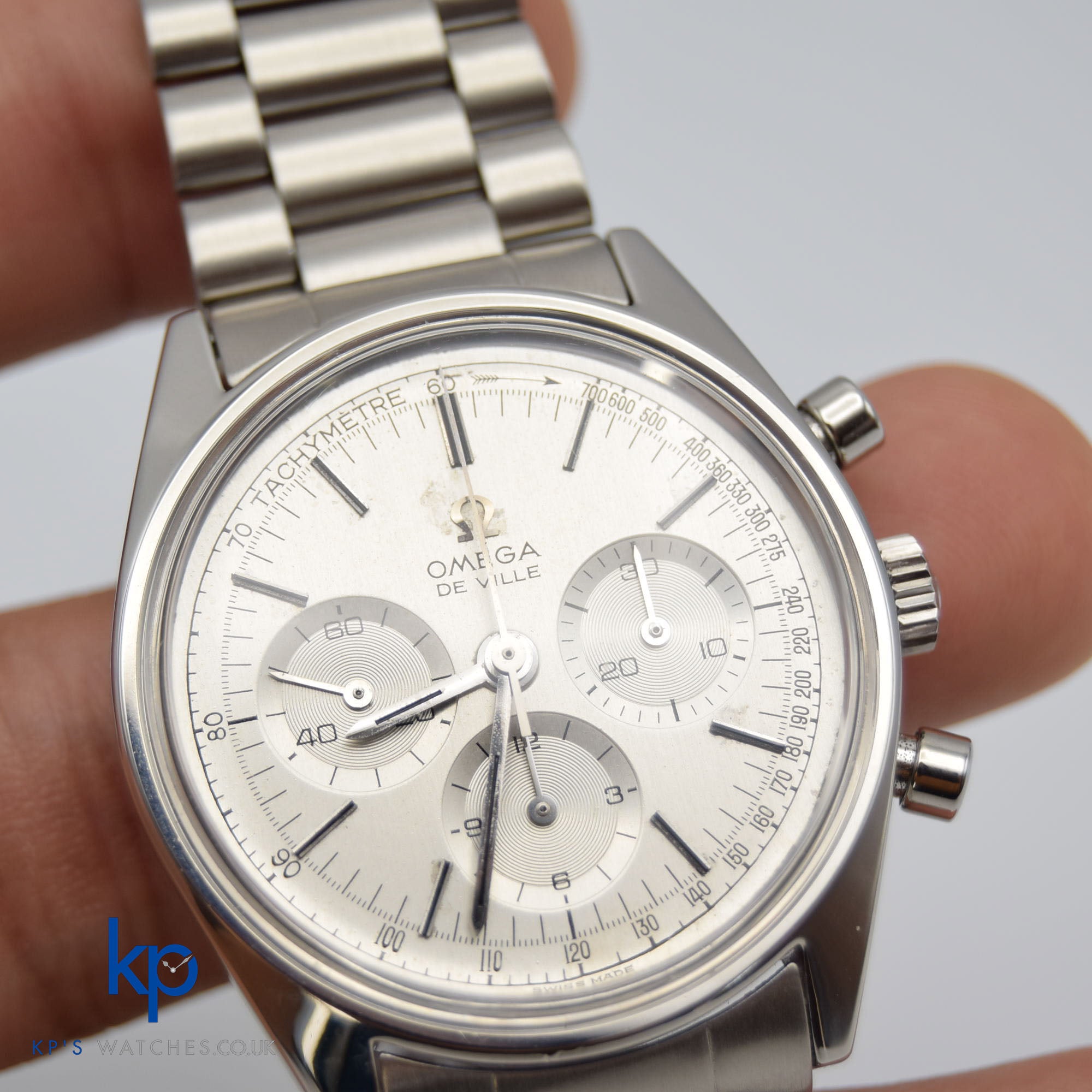 Omega hotsell deville 145.018