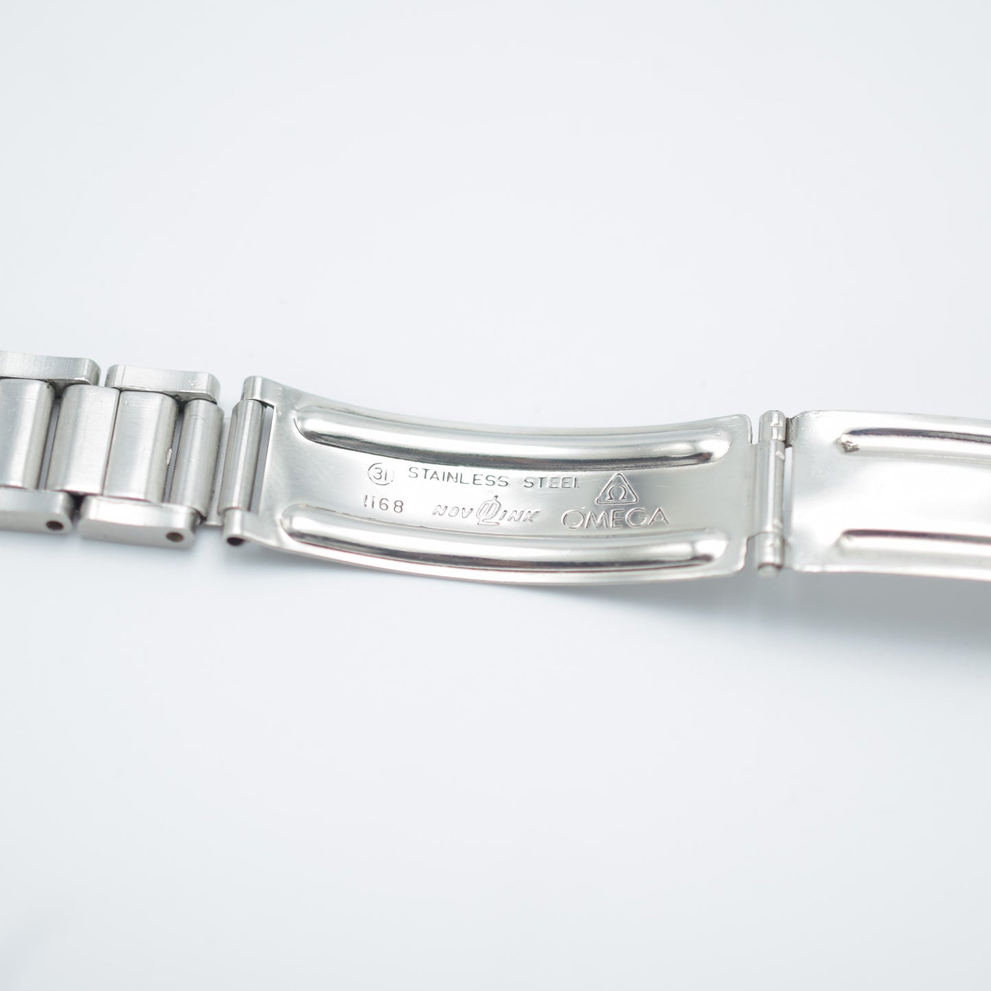 Omega Geneve 35mm SS Silver Dial 166.0117 Day Date Automatic cal 1022